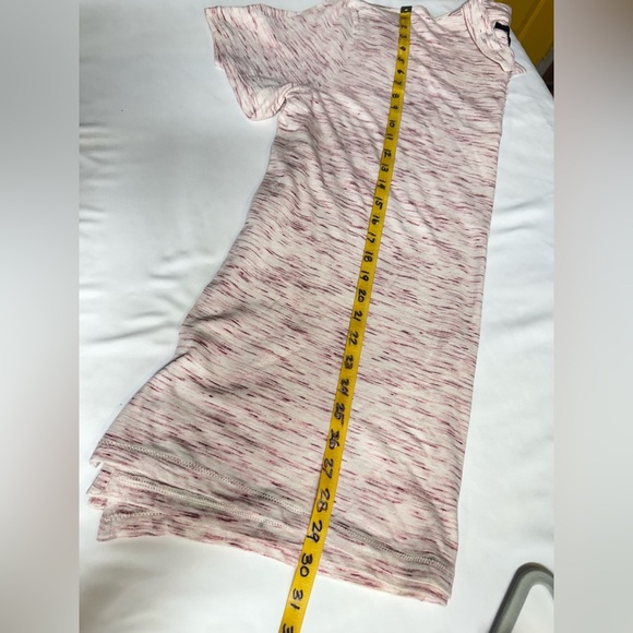 JOHN VARVATOS Men's red and cream abstract pattern pullover shirt size XL - Picture 3 of 13